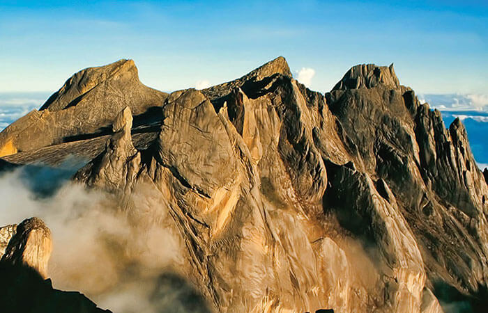 Mount Kinabalu Climb - Conquer Majestic Mt Kinabalu