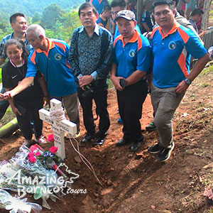 Archived guide memory or tribute photograph 33