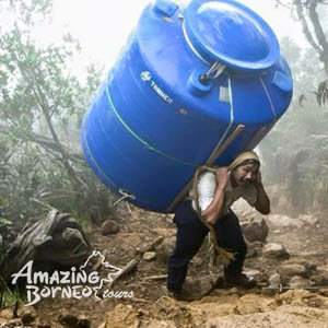 Archived earthquake response photograph 75
