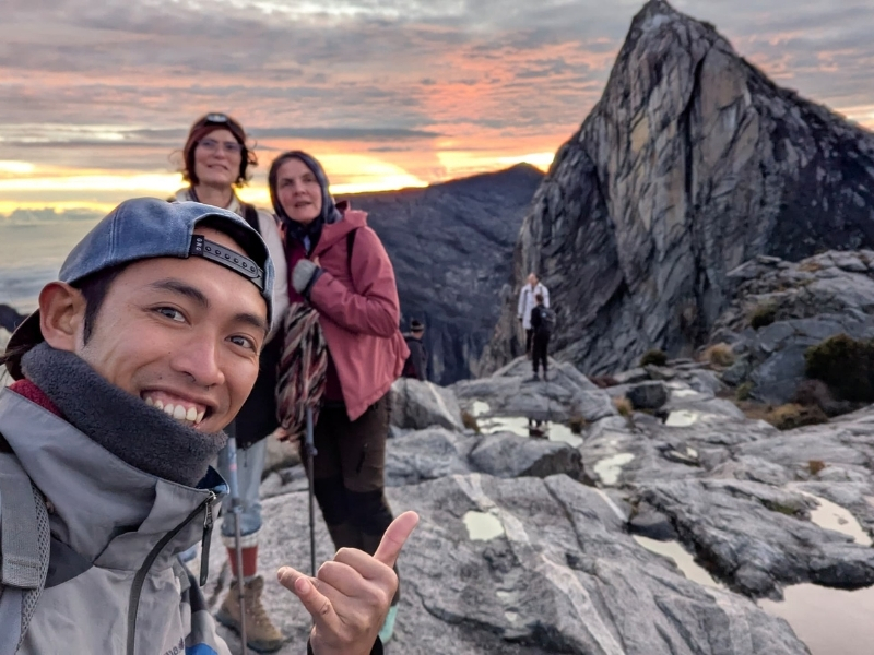 Travel Advice - Booking Safely and Avoiding Scams