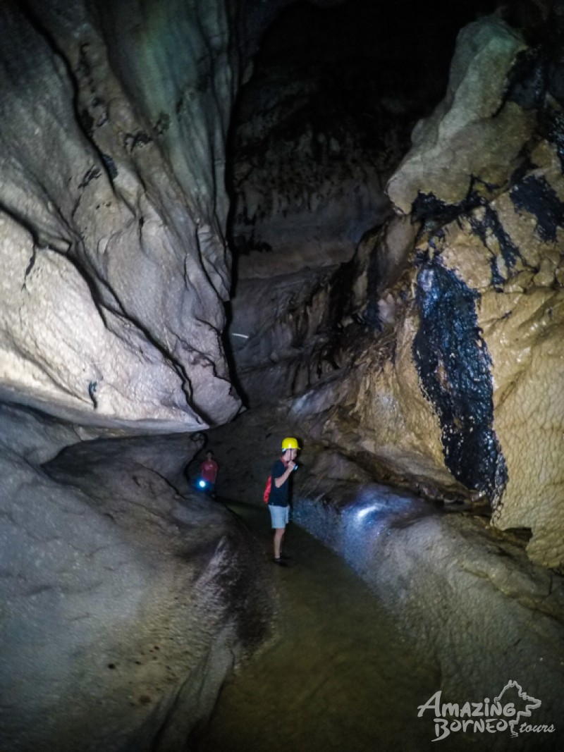 Bring good quality lights to see inside the Pungiton Caves