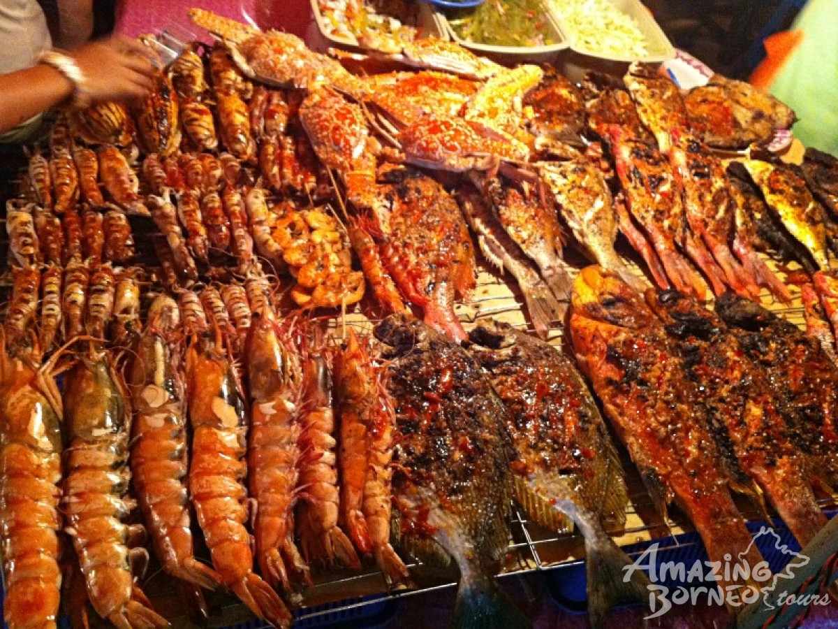 Kota Kinabalu City Night Tour with Seafood Dinner (Private Tour) - Amazing Borneo Tours