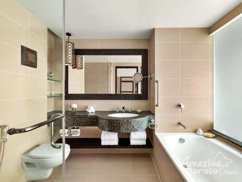 Shangri-La Tanjung Aru Resort & Spa - Amazing Borneo Tours