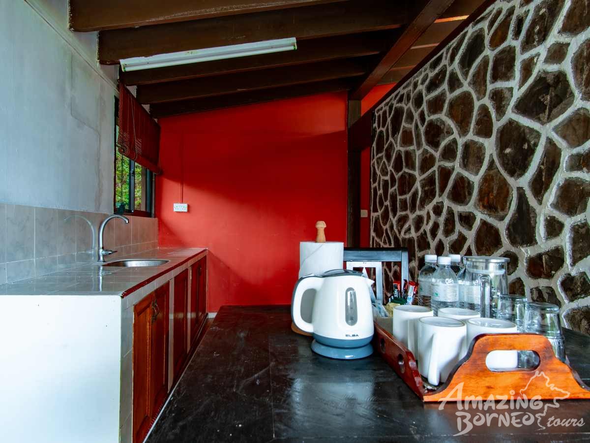 The Peak Lodge - Amazing Borneo Tours