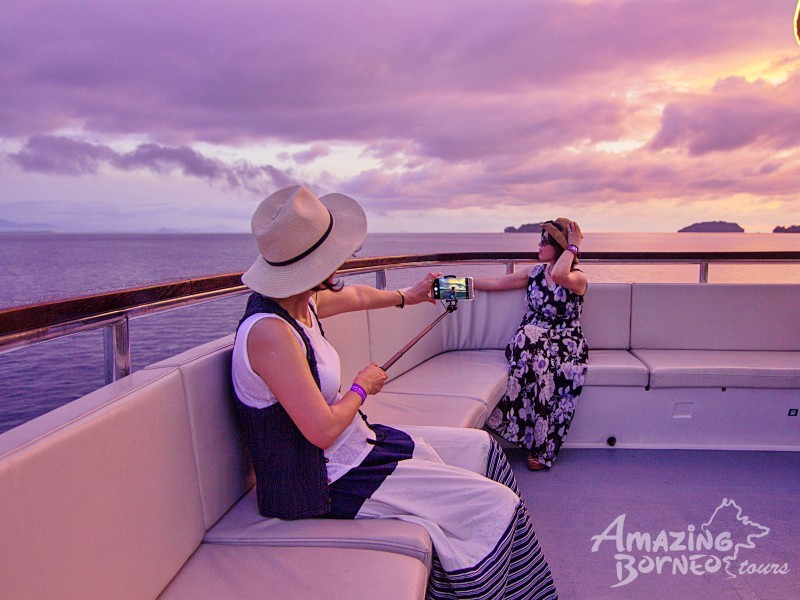  North Borneo Cruises - Sunset Dinner Cruise - Amazing Borneo Tours