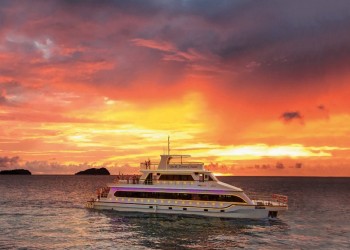  North Borneo Cruises - Sunset Dinner Cruise