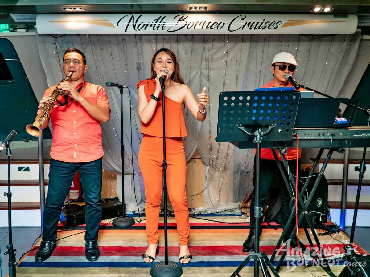  North Borneo Cruises - KK City Night Dinner Cruise - Amazing Borneo Tours