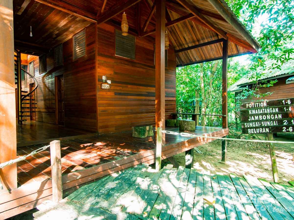 3D2N Borneo Natural Sukau Bilit Resort - Kinabatangan River Cruises & Jungle Walk (Budget) - Amazing Borneo Tours