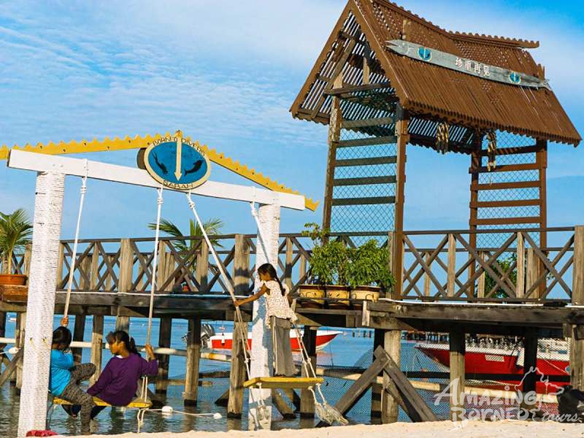 Mabul Island: Sipadan - Borneo Divers Mabul Resort - Amazing Borneo Tours