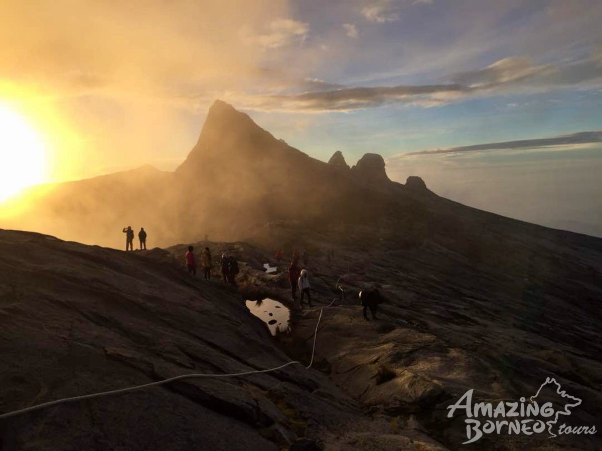 3D2N Mount Kinabalu Climb & Kinabalu Park HQ Stay - Amazing Borneo Tours