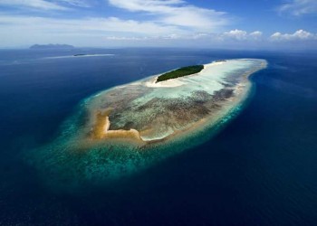 Mataking Island - The Reef Dive Resort