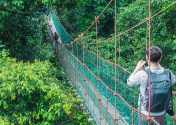 6D5N DANUM VALLEY & SEMPORNA COMBO (Borneo Rainforest Lodge & Mabul Water Bungalow)