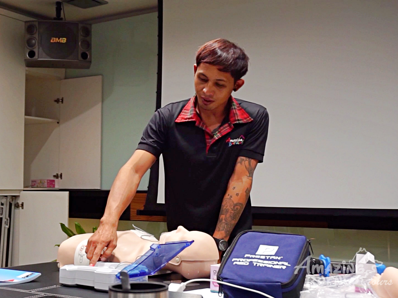 Emergency First Response Course (EFR)  - Amazing Borneo Tours