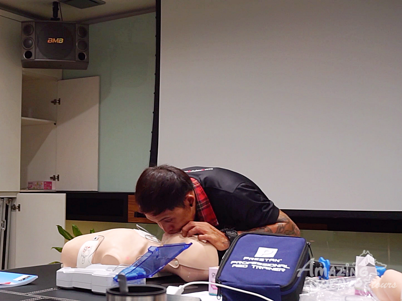 Emergency First Response Course (EFR)  - Amazing Borneo Tours