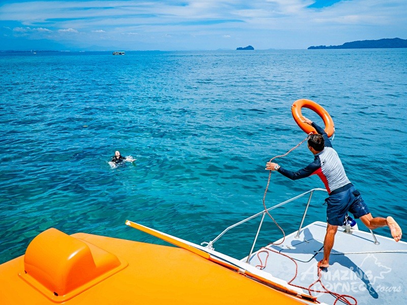 PADI Rescue Diver Course - Amazing Borneo Tours