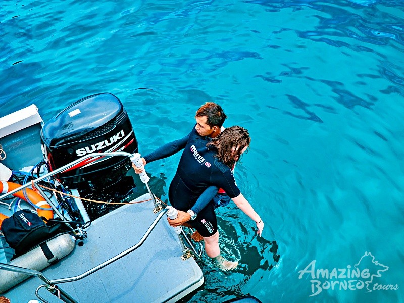 PADI Rescue Diver Course - Amazing Borneo Tours