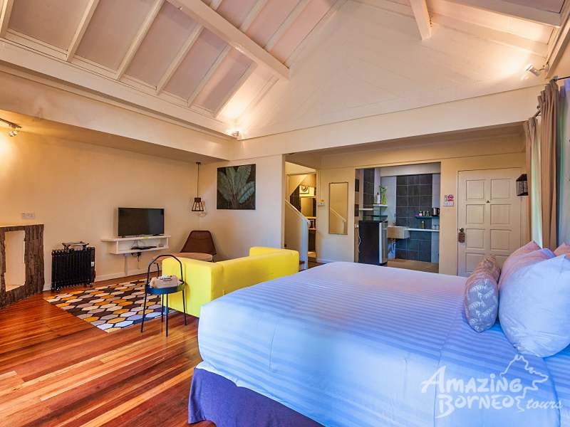 Nepenthes Suite - Amazing Borneo Tours