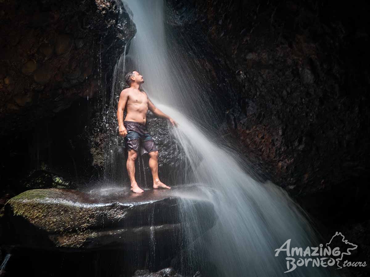 3D2N Aura Montoria – Adventure Hunt of Hidden Waterfalls - Amazing Borneo Tours