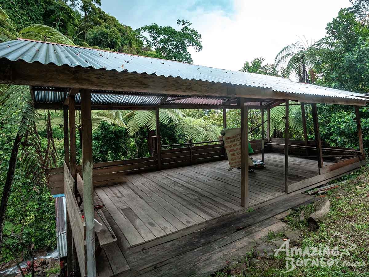 3D2N Aura Montoria – Adventure Hunt of Hidden Waterfalls - Amazing Borneo Tours