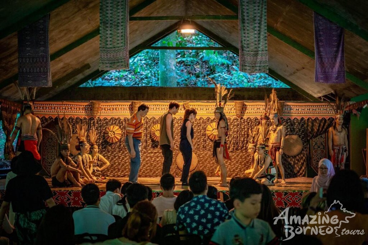 Mari Mari Cultural Village with Sunset Dinner Cruise - Amazing Borneo Tours