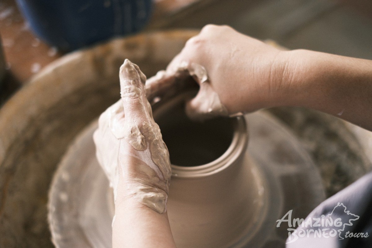 Sabah Seafood Dinner & Handcrafted Pottery Workshop (Evening Session) -  Amazing Borneo Tours