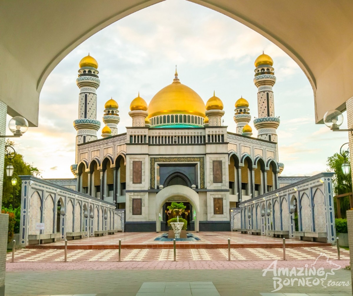 3D2N Miri City Brunei City Tour Fun Exploration  - Amazing Borneo Tours