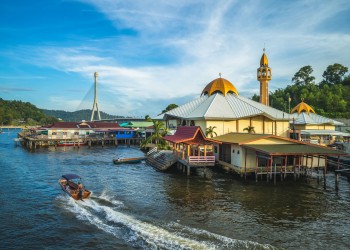 2D1N Brunei City Tour with Kampung Ayer Water Village Tour