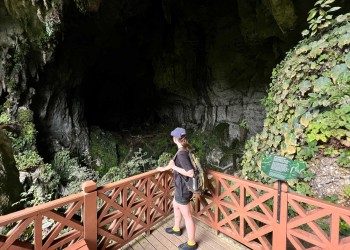 Kuching Day Tour - Fairy and Wind Caves