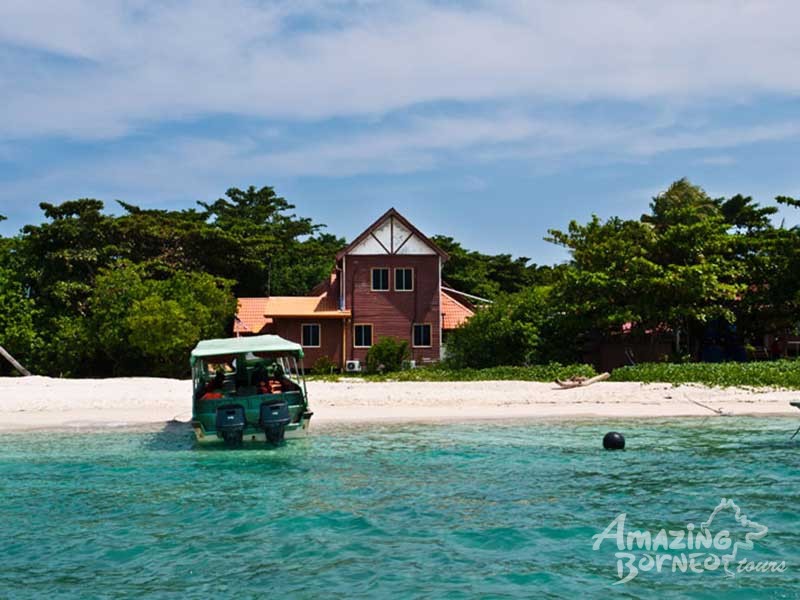2D1N Sandakan - Selingan Turtle Island Escape - Amazing Borneo Tours