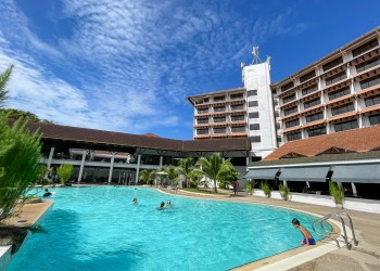 2D1N Sandakan Nature Experience with Orangutans, Sun Bears & Sabah Hotel Stay