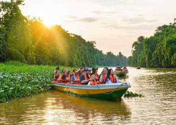 2D1N Kinabatangan River Cruise Safari with Bilit Adventure Lodge Stay