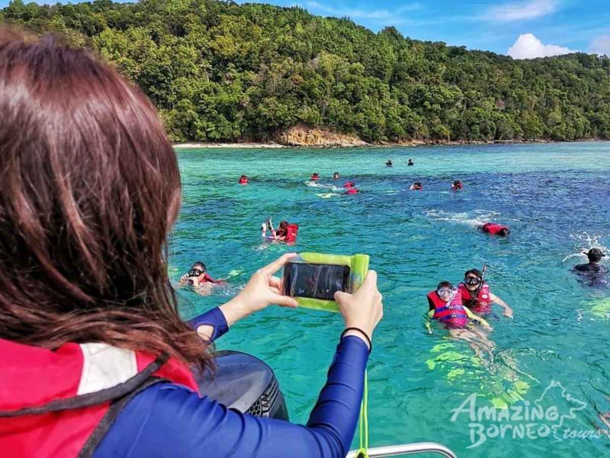 Fun Boat Snorkeling + Island Visit  - Amazing Borneo Tours