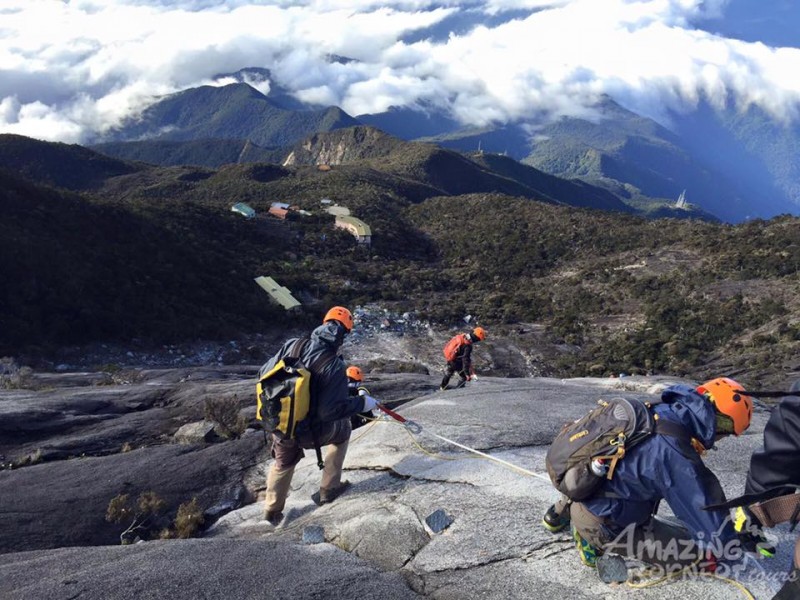 Top High-Altitude Adventures: Best of Borneo’s landscapes.