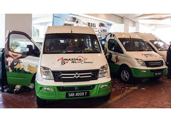 Better Comfort, Better Safety for Tourists. Amazing Borneo Tours is Proud to be the First to Own Maxus Tourist Passenger Van in East Malaysia